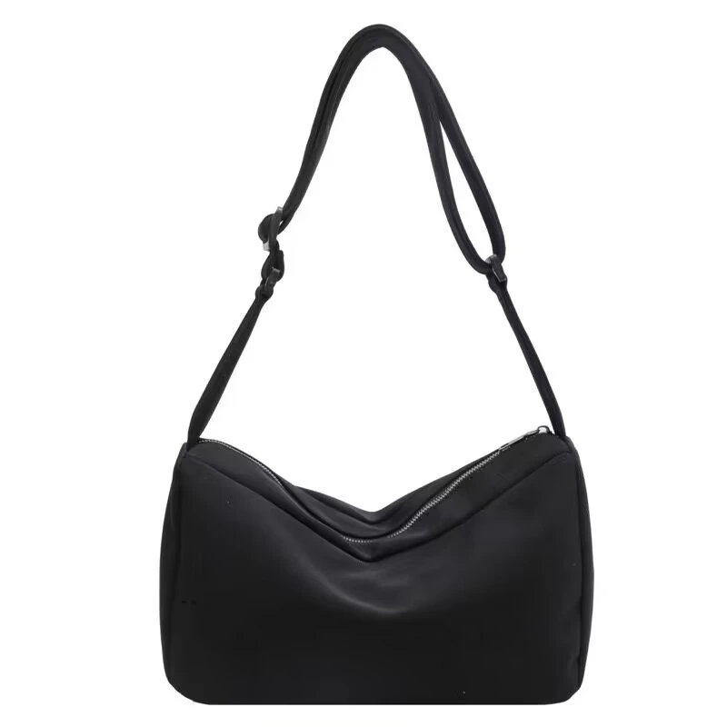 省钱风时尚运动百搭黑色单肩肩包斜挎包简约潮流通勤复古日系小众