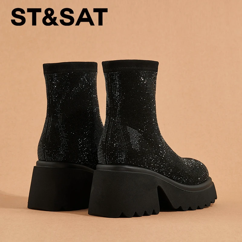 星期六亮钻厚底洋气短靴女2025冬季时尚新款英伦风增高复古马丁靴