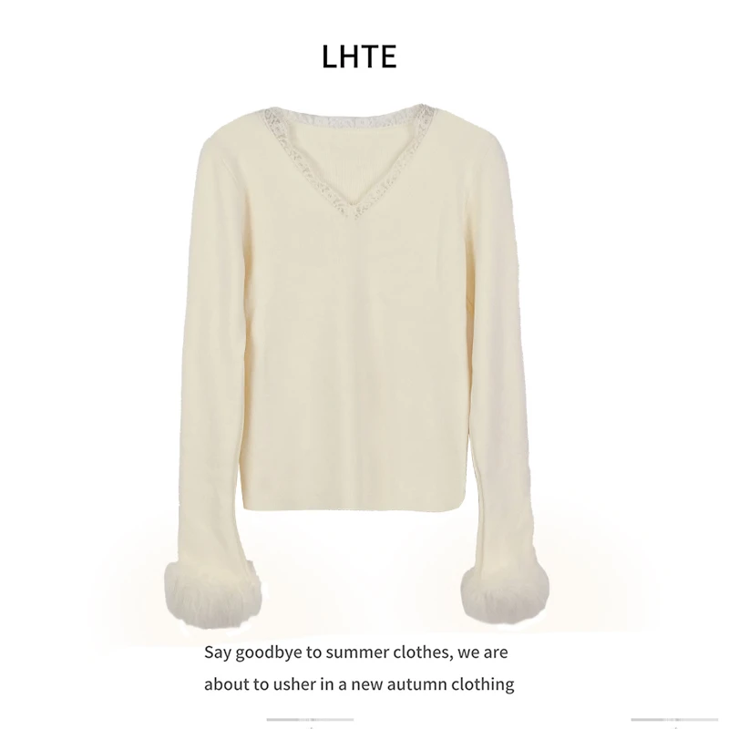 青青大码女装韩版杏色蕾丝拼接毛毛袖v领针织毛衣女秋冬季C2212