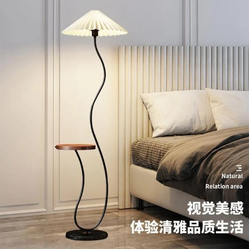 北欧百褶落地灯置物架一体客厅沙发茶几台灯简约智能无线充氛围灯