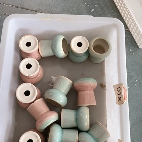 红陶20CM以下4个瑕疵