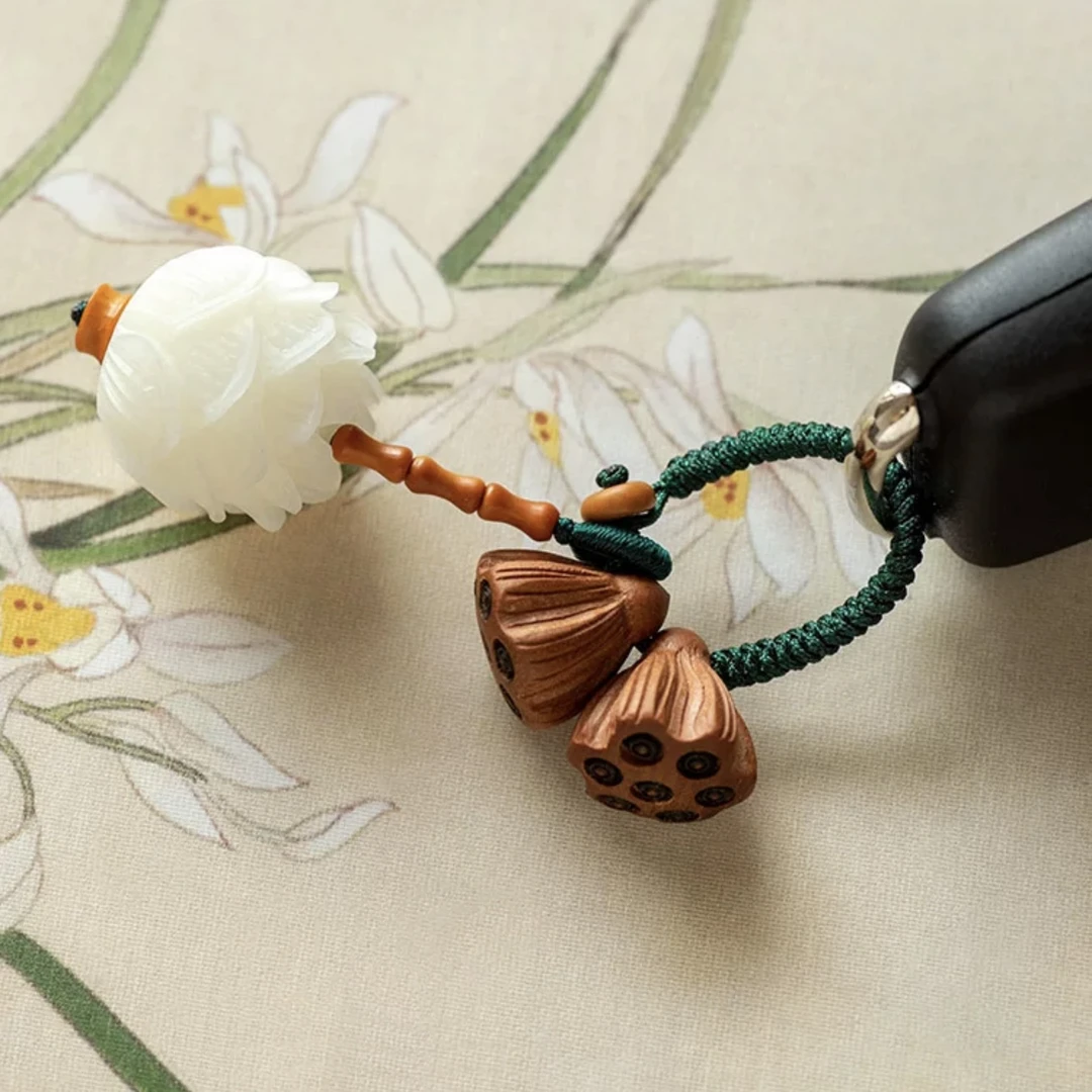 莲花汽车钥匙扣挂件唯美小莲蓬吊坠创意饰品配饰