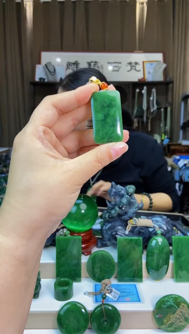 【闪购商品】和田玉挂件未镶嵌1