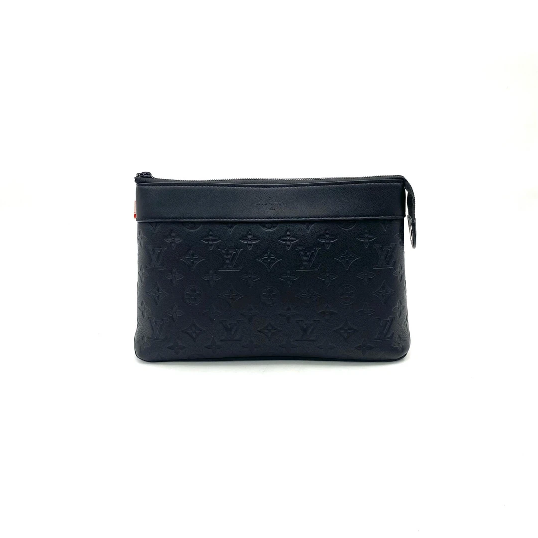 95新 LouisVuitton/路易威登 98新黑色全皮压花手拿包尺寸30/21