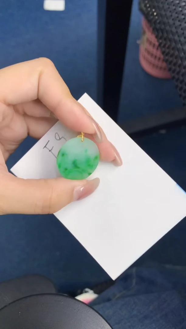 【闪购商品】翡翠颈饰18K金镶嵌000000000