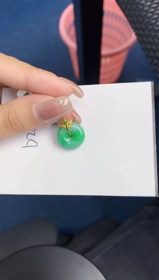 【闪购商品】翡翠颈饰18K金镶嵌000000000