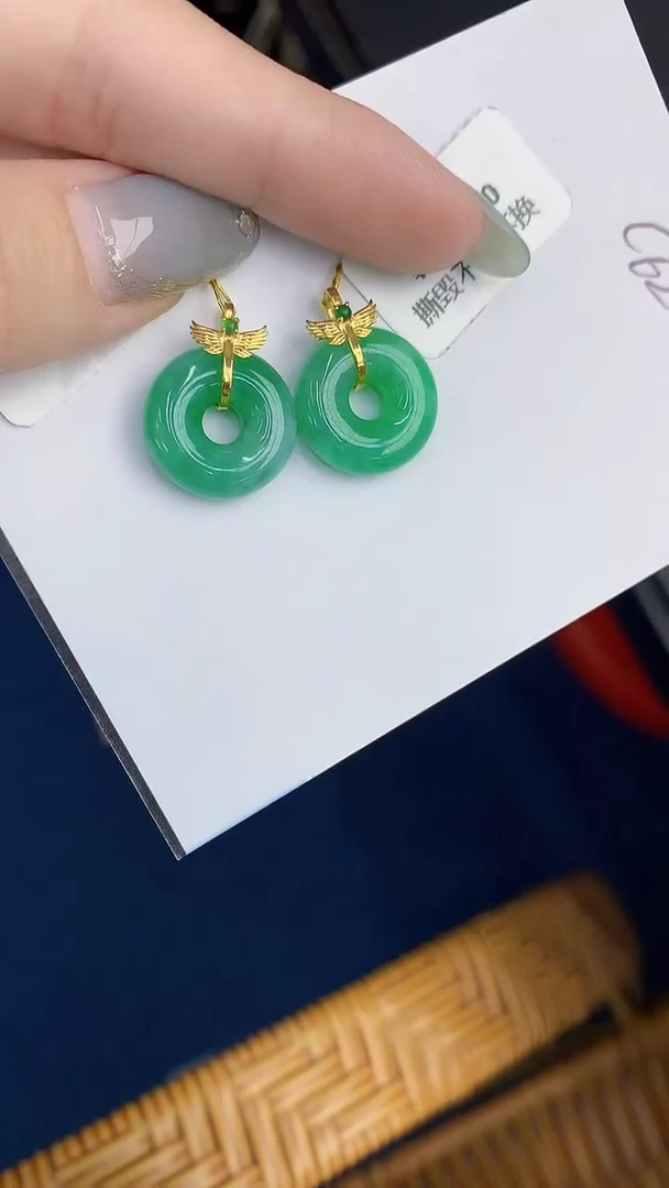 【闪购商品】翡翠颈饰18K金镶嵌000000000