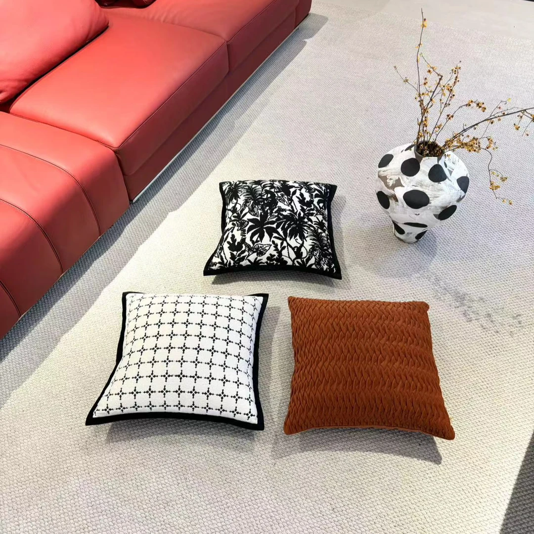 【星瑾花都】高端定制简约丛林系列轻奢样板间简约大气抱枕靠垫靠背