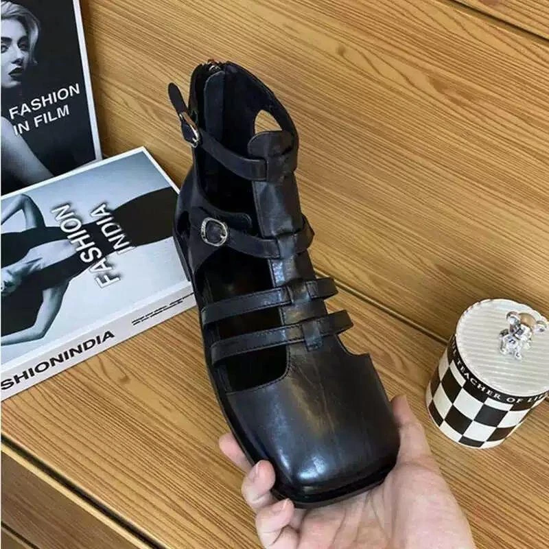 方头平底时尚包头厚底女夏季时尚百搭后拉链镂空高帮罗马厚底凉靴