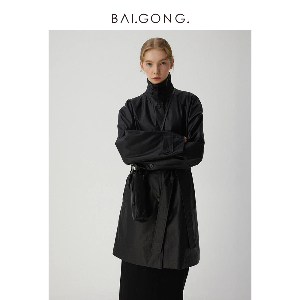 白弓BAIGONG/打破定义复古风格化飒爽风衣外套37526X