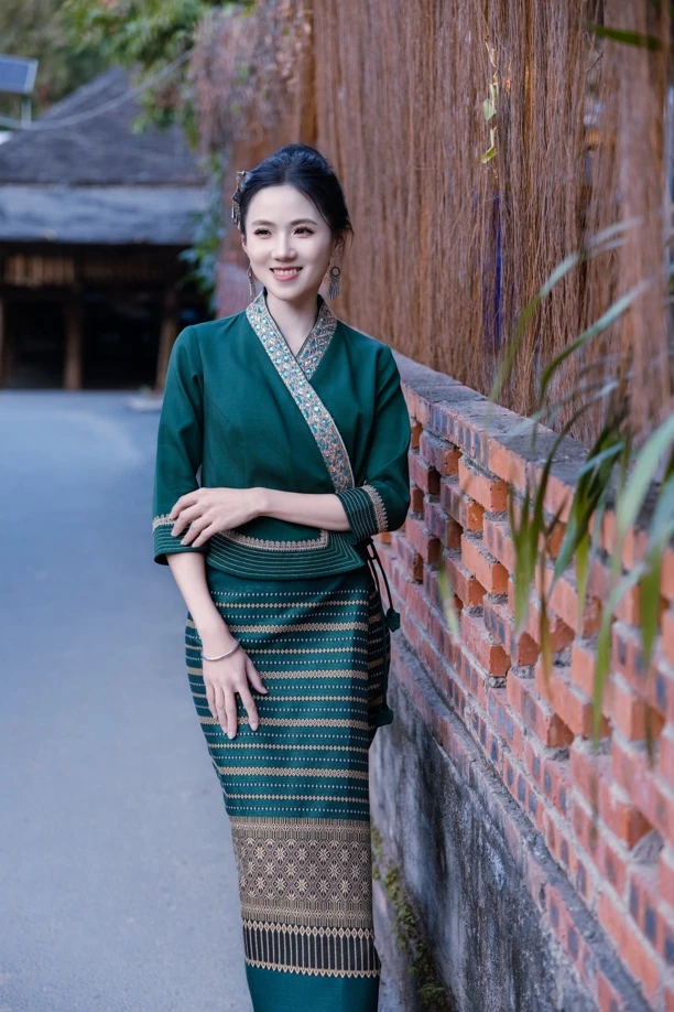 西双版纳傣族传统服饰复古气质款修身显瘦网红民族风傣装生活装