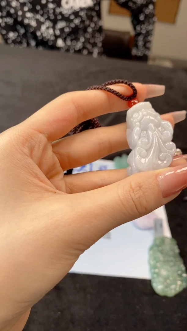 【闪购商品】翡翠吊坠(赠链)未镶嵌0562664161貔貅