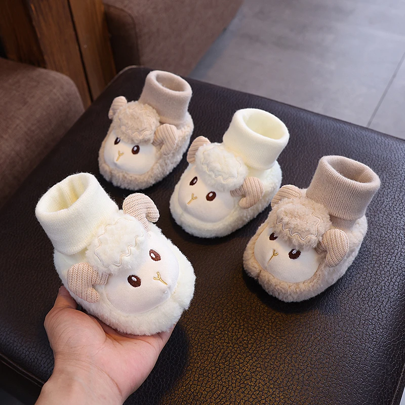 秋冬季加厚加绒棉鞋保暖宝宝学步婴儿鞋袜1岁不掉0-6—12月步前鞋