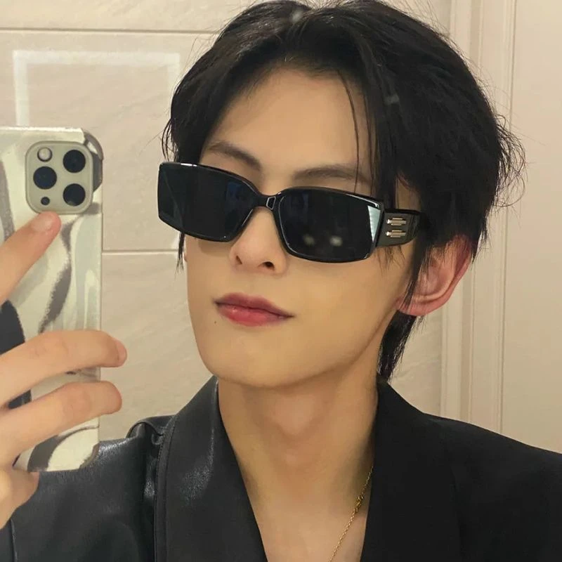 复古嘻哈长方形眼镜男潮ins超酷网红太阳镜装饰黑色墨镜酒吧街拍