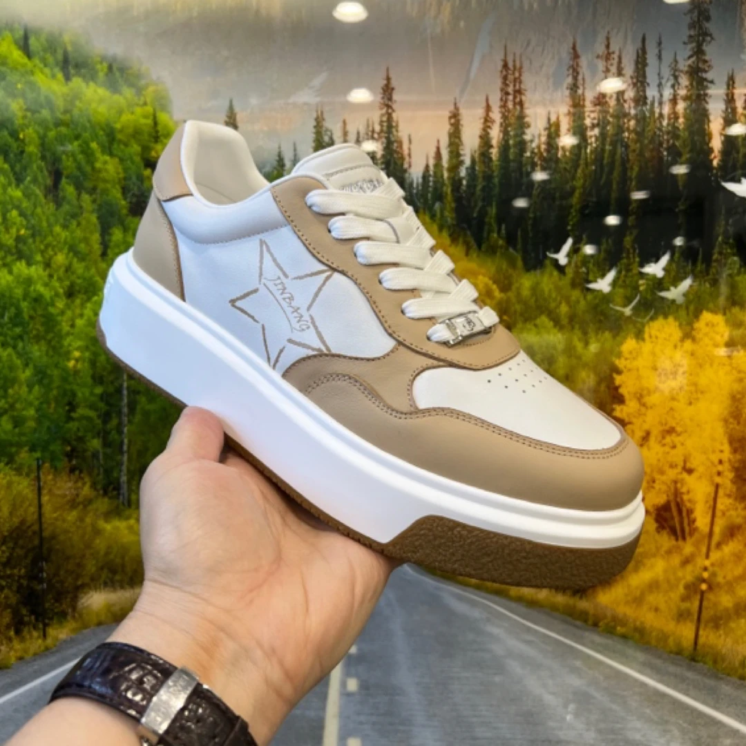 欧货高端牛皮轻奢男鞋2024春季新款时尚拼色超轻底休闲百搭潮板鞋