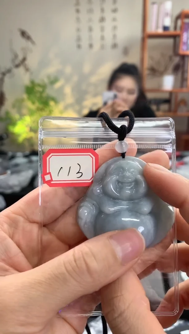【闪购商品】翡翠吊坠(赠链)未镶嵌佛公113