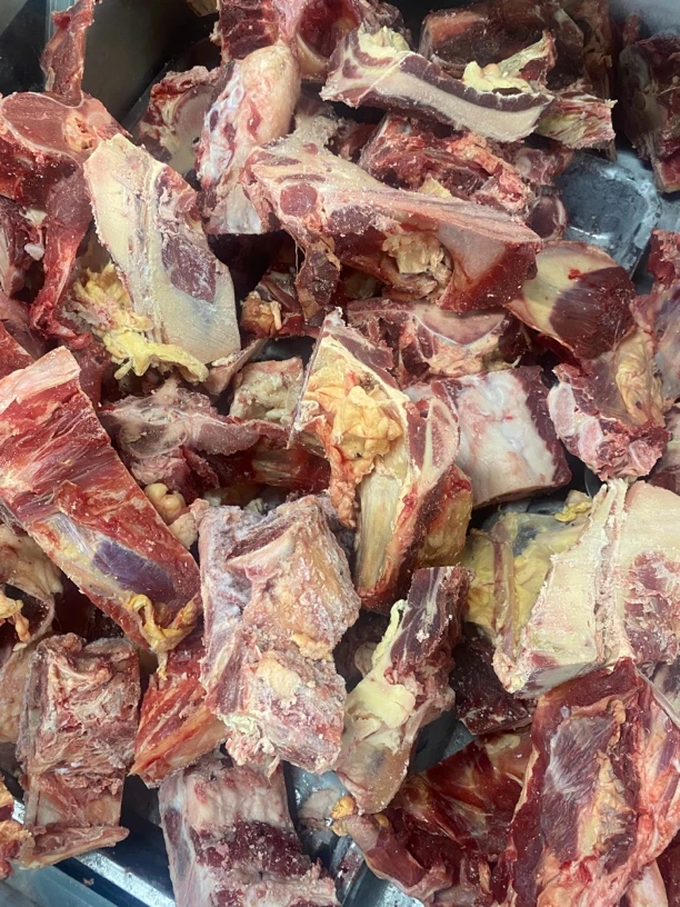 每天五点之前下单有货 满肉《大骨头》〔利客来优选〕 <500克左右> 巨好吃