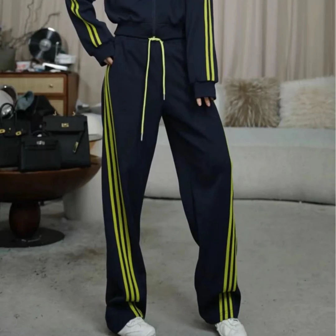 infobyfive2024秋冬新款女士时尚百搭三杠休闲裤2DH3105