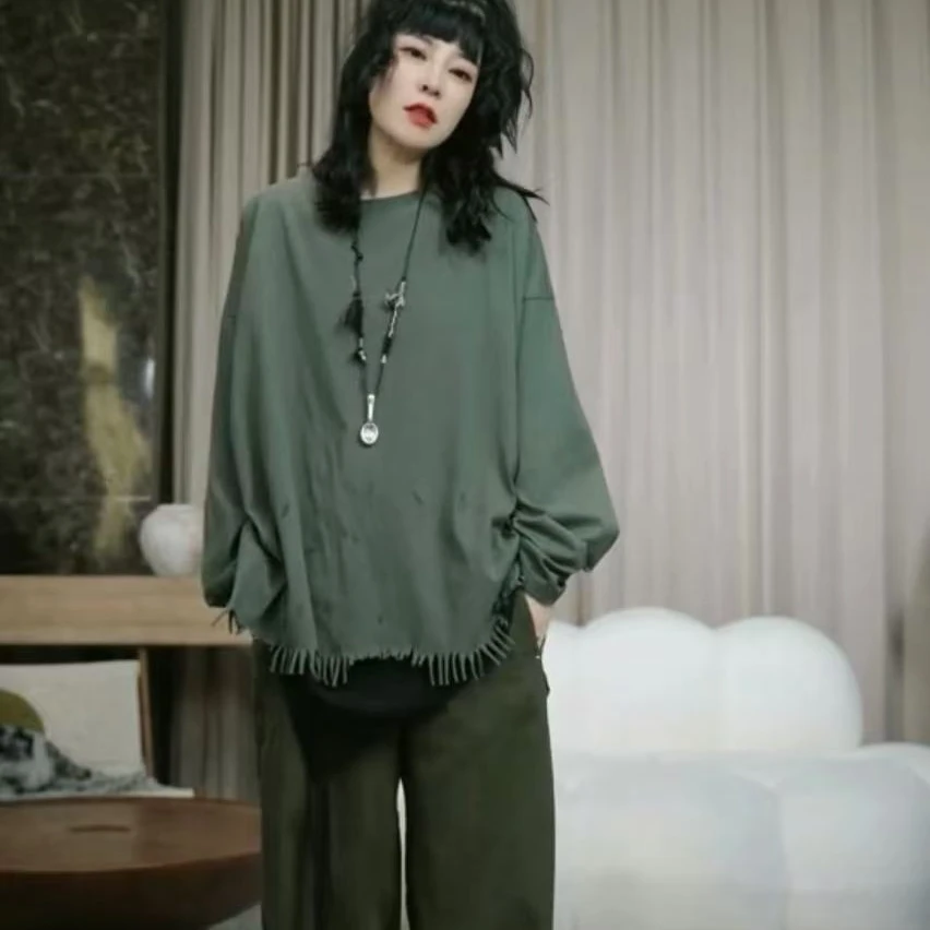 2024冬季新款绿色长袖圆领宽松小破衫打底衫T恤2DK0605