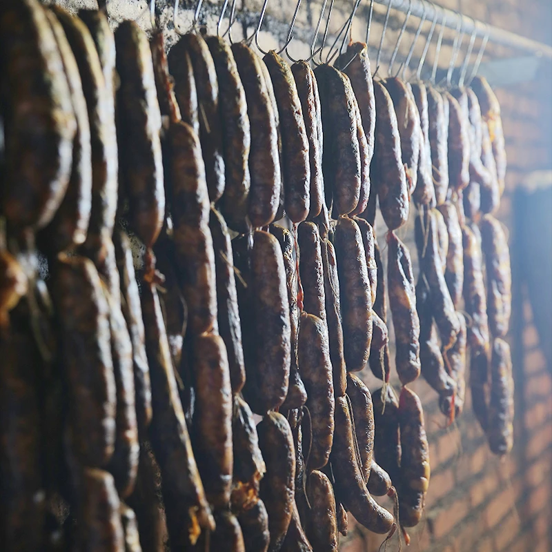 逮得香湖南柴火烟熏腊香肠微辣纯肉香肠张家界桑植特产1斤