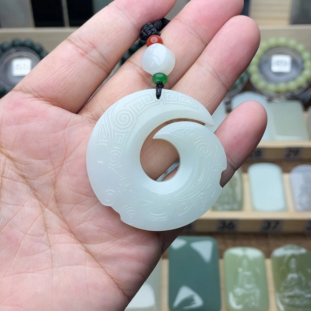 【闪购商品】和田玉挂件未镶嵌千*虫