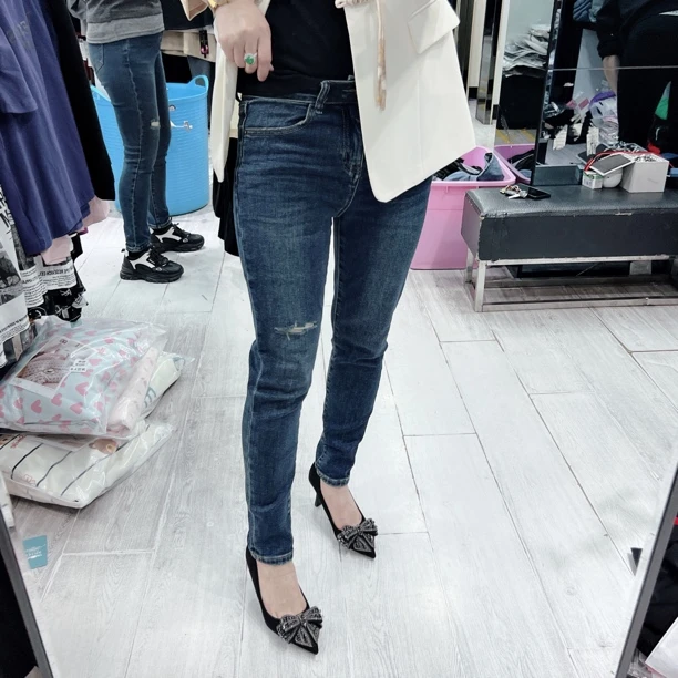 甄选秋新款自由派弹力小脚裤95612品