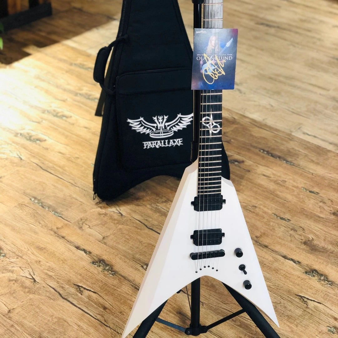 Washburn电吉他勇士箱头哥签名款燕尾叉子印尼产Flying-V