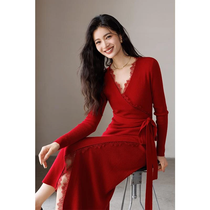 法国茵芝本INZB秋冬红色纯羊毛针织连衣裙v领蕾丝内搭打底裹身裙