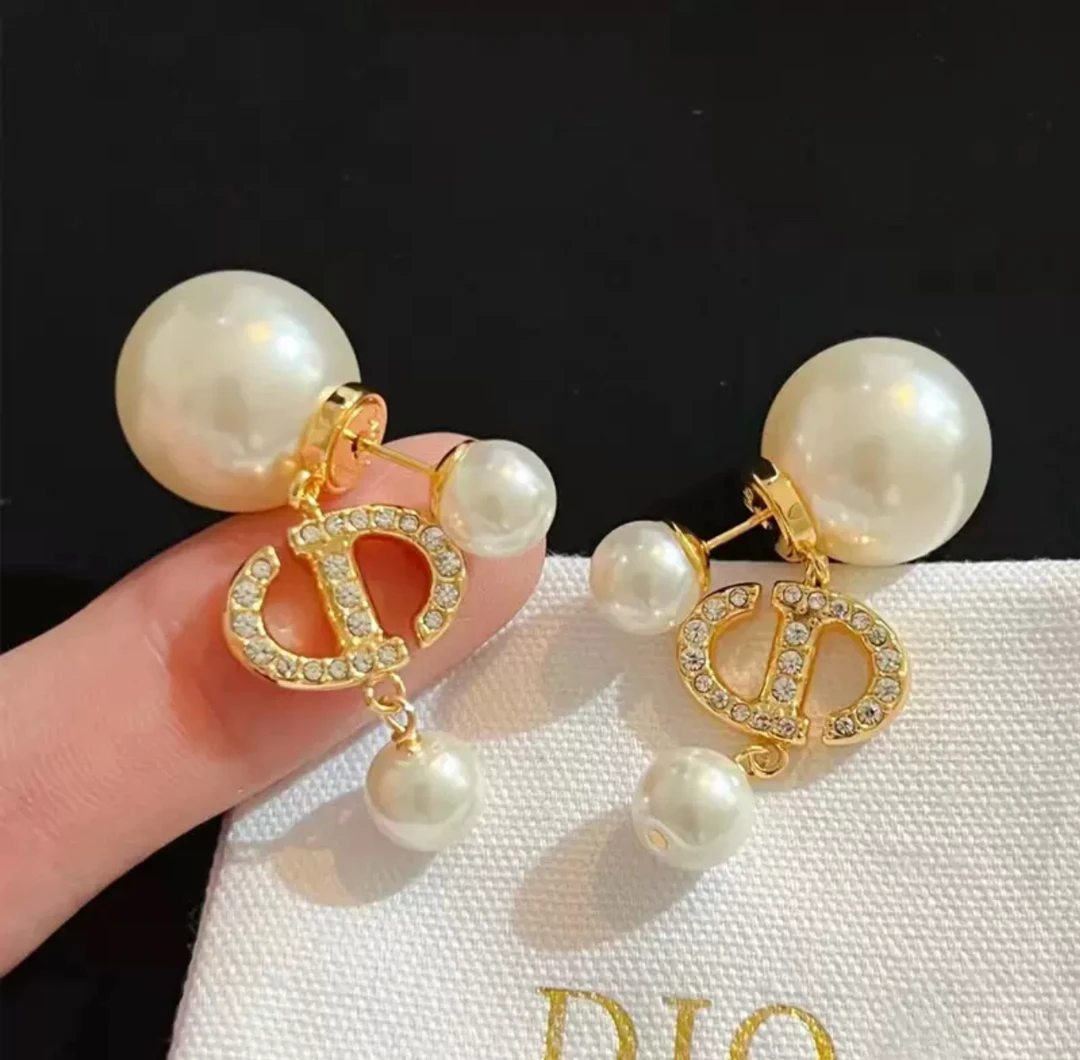 铜合金耳饰 仿珍珠吊坠镶钻耳饰2024新款