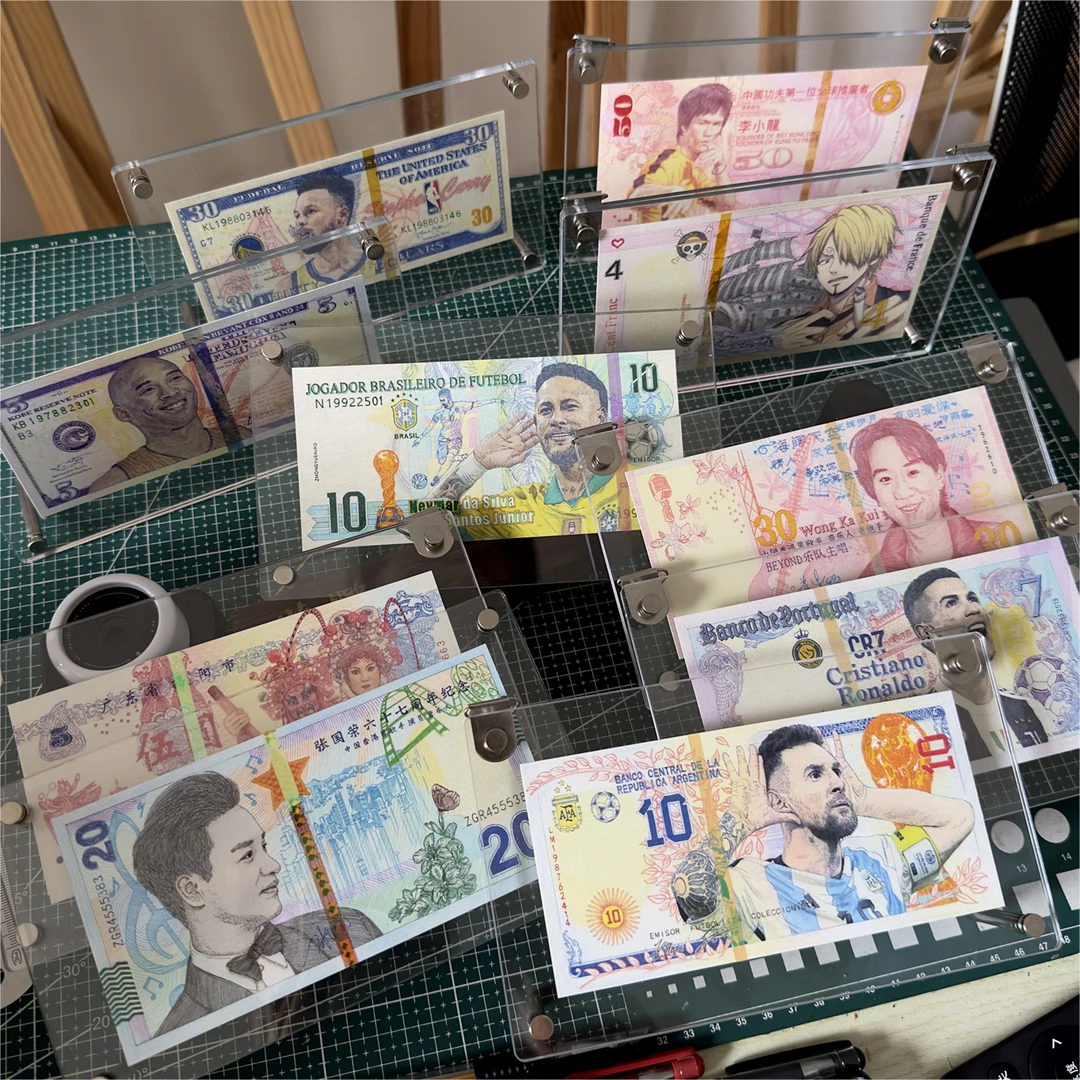 钟月鸟博主自己设计的原创版画装饰球星歌星配亚克力画框与紫光灯