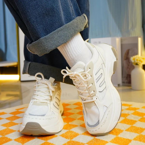 夏季新款2025厚底老爹鞋女网面慢跑轻便时尚透气百搭休闲运动鞋