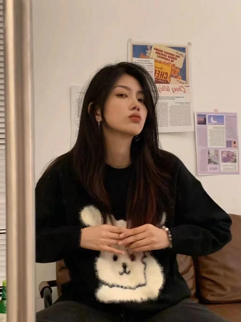 复古卡通小白兔毛衣女秋冬慵懒风宽松圆领百搭洋气甜美针织衫