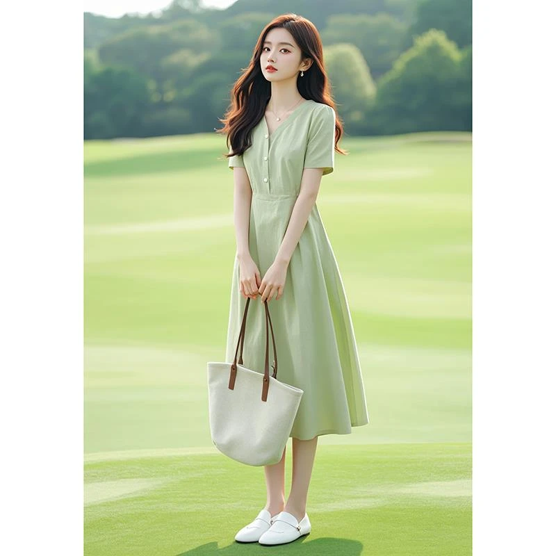 法式端庄大气小个子显高海边度假绿色v领收腰棉麻连衣裙子夏长裙