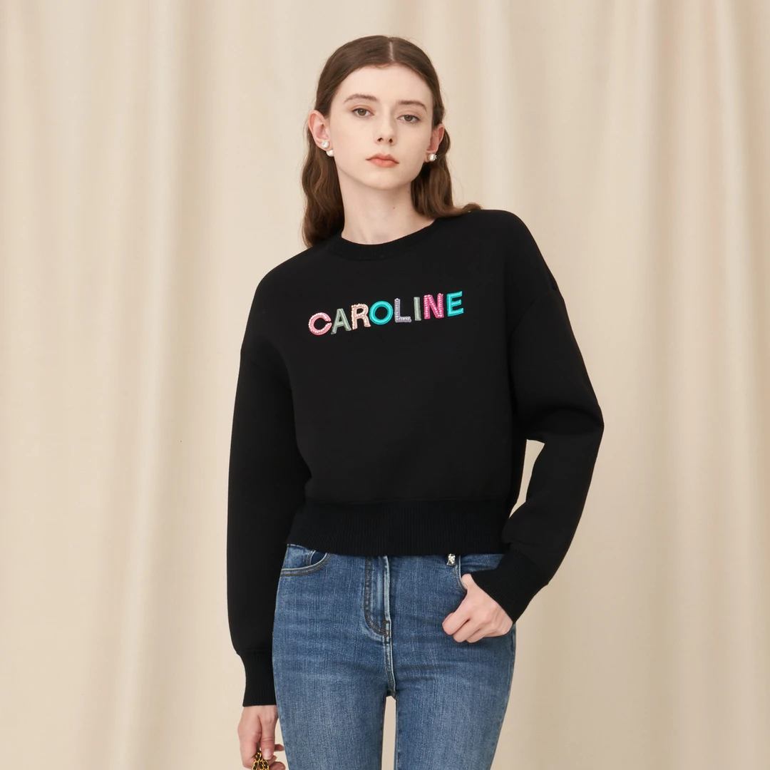 【陈大可专属】Caroline秋季彩色字母logo短款黑色卫衣ECRCDA98