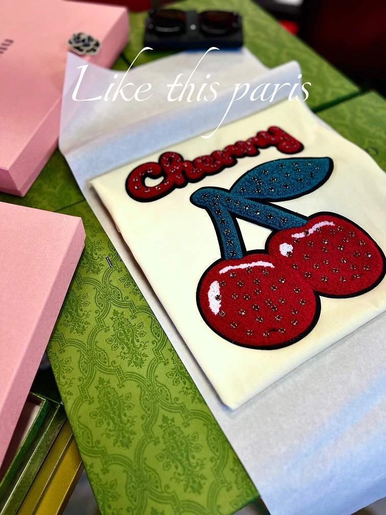 1【樱桃】重工3D立体手工绘画短袖2025高定时尚夏季百搭设计师款