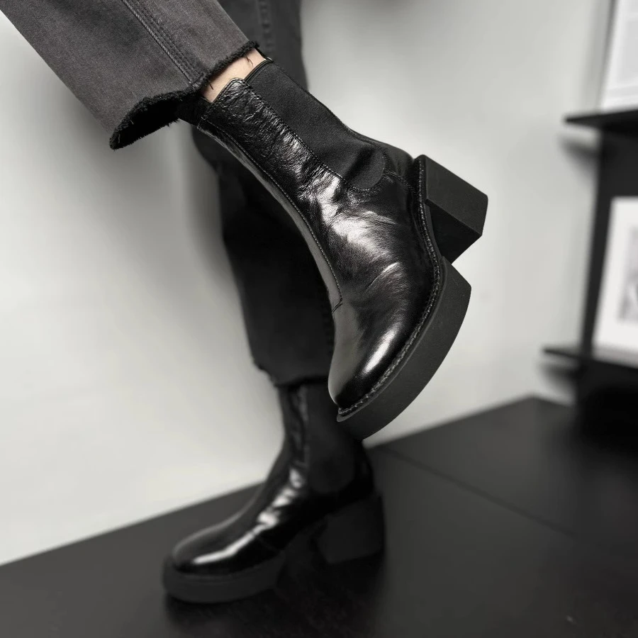 粗跟短靴女高跟切尔西靴短筒2025秋新款小个子增高厚底靴圆头时尚