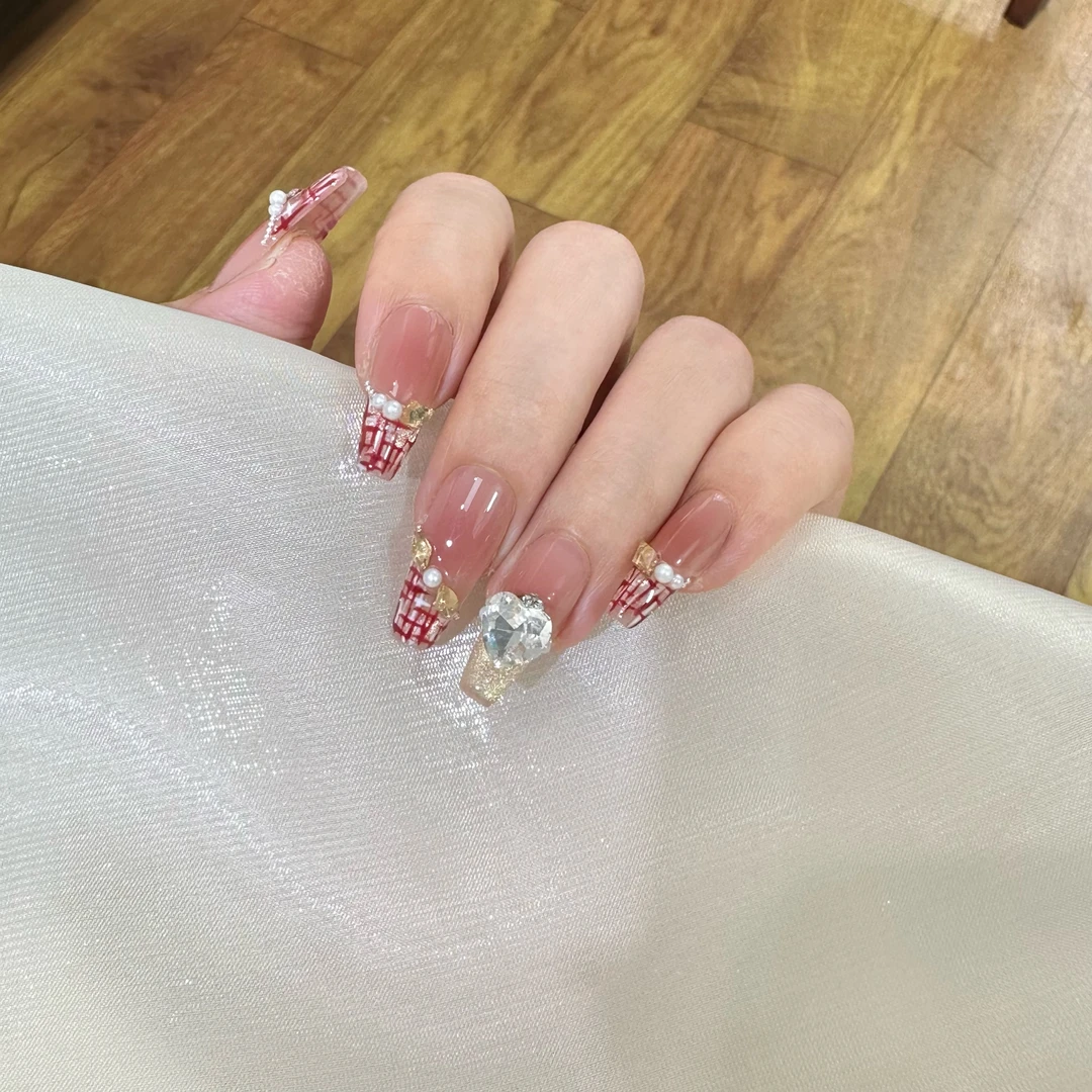 【小香奶奶】高级感纯手工菱格手绘猫眼腮红穿戴甲高颜值带钻美甲