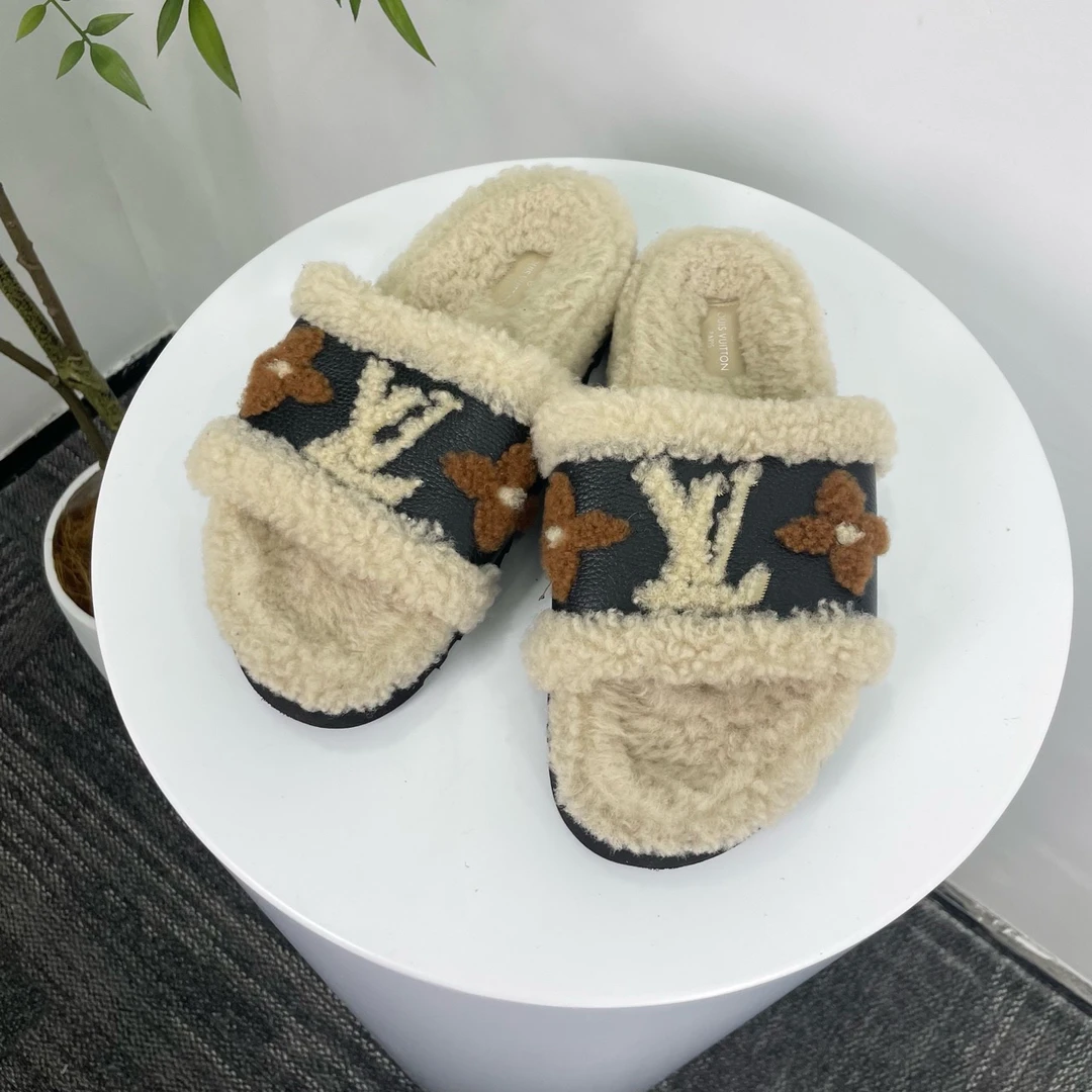 Louis Vuitton LV 路易威登 毛毛拖鞋 37码/95新/无配件