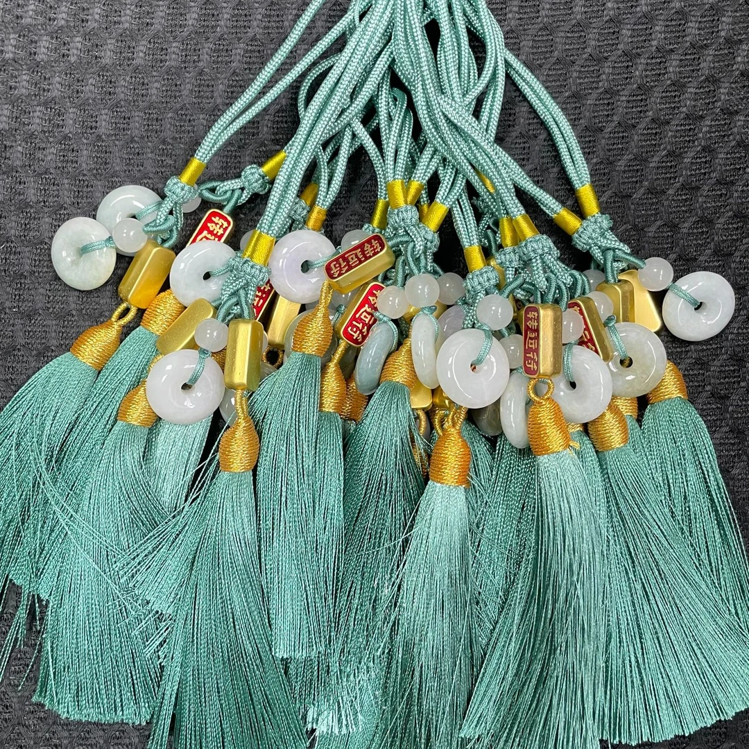 天然翡翠新款民族风纯手工编织转运平安车挂（多样性一件发）