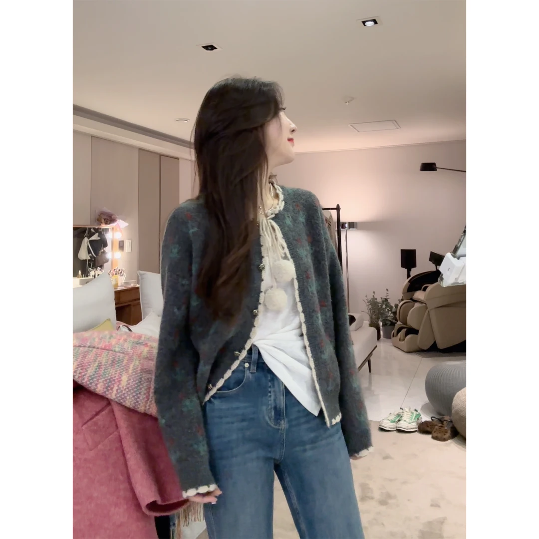 S4101401素拉那里 定制款法式复古花朵毛球绑带花边毛衣开衫羊