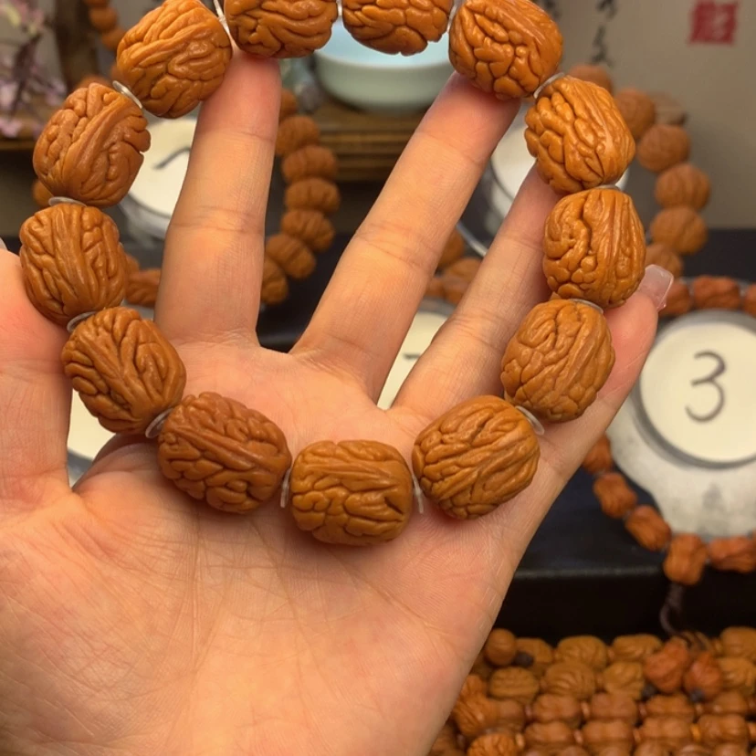 【闪购商品】桃核手串2**21.65555555555555