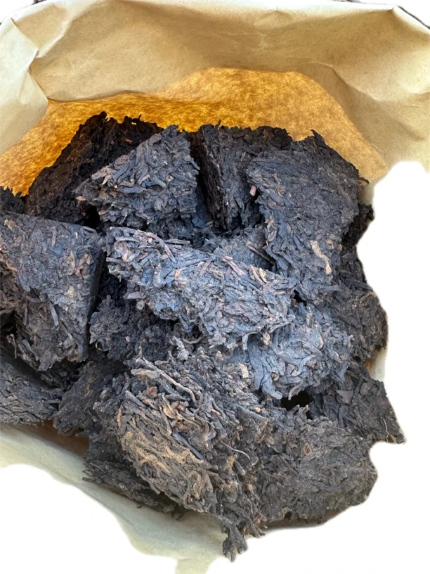 2015年,条索油润(熟茶小沱)小块装