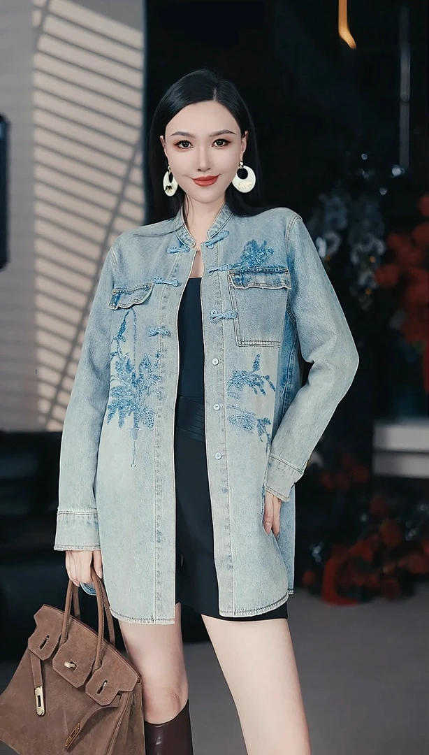 秋季小众高级感绣花中式盘扣刺绣休闲时尚宽松牛仔外套