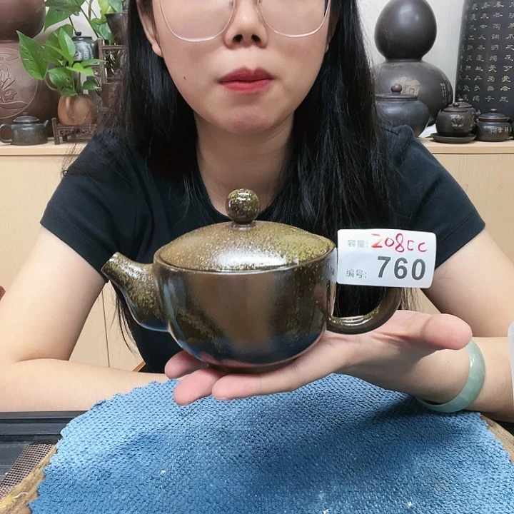 壶760老韩坭兴陶  柴烧丰收208cc