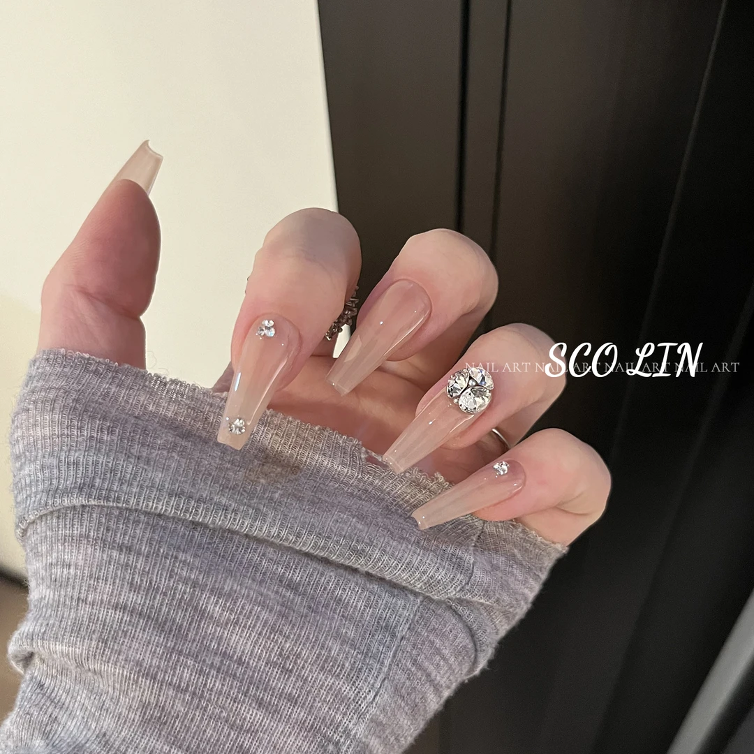 ScoLin【感觉至上】手工定制美甲施华洛裸单色钻球中梯穿戴甲