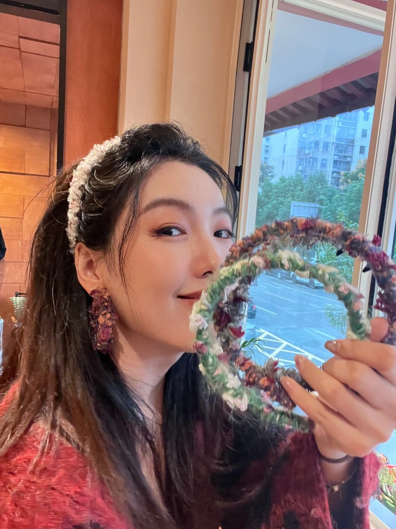 百搭秋冬波浪发箍高颅顶头箍网红高级感复古头饰洋气气质宽边编织