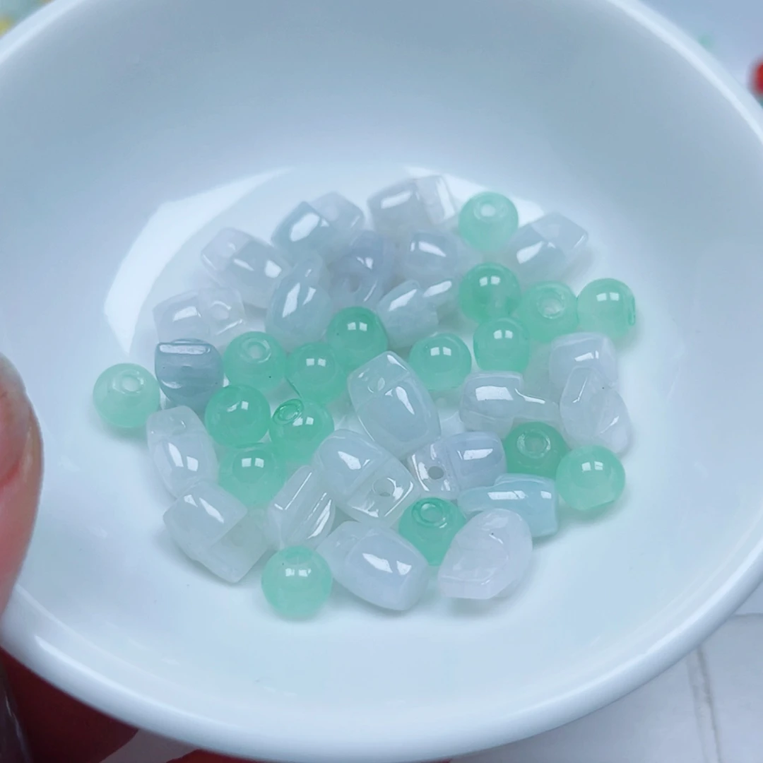 【闪购商品】翡翠散珠未镶嵌晨*吊坠