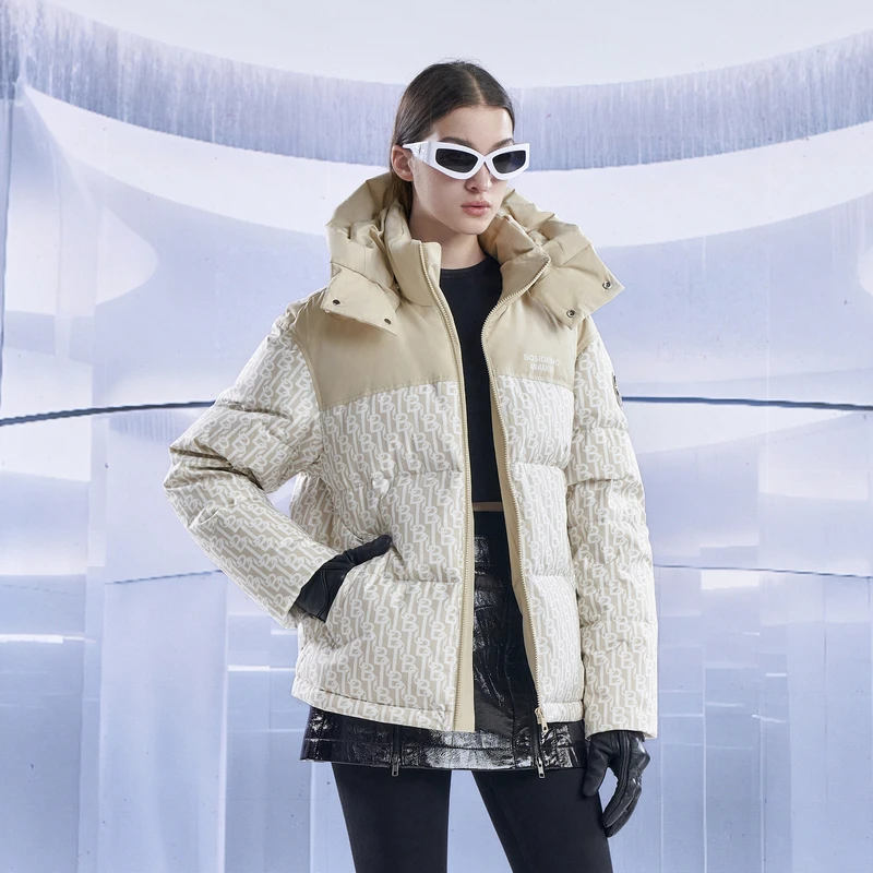 波司登新款冬季新款韩版时尚百搭连帽短款ANNAKIKI联名羽绒服3550