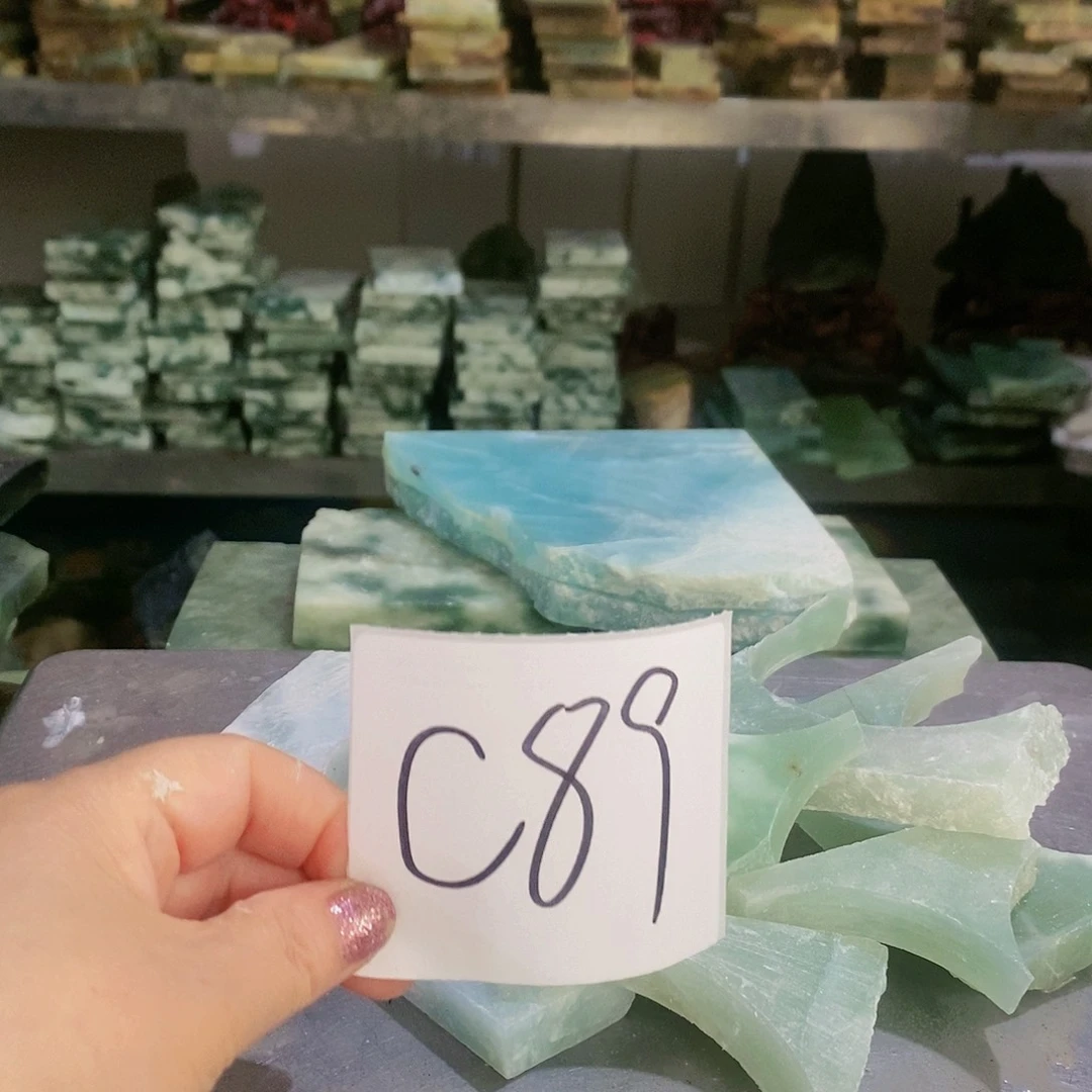 蛇纹石玉珠宝奇石未镶嵌流**地