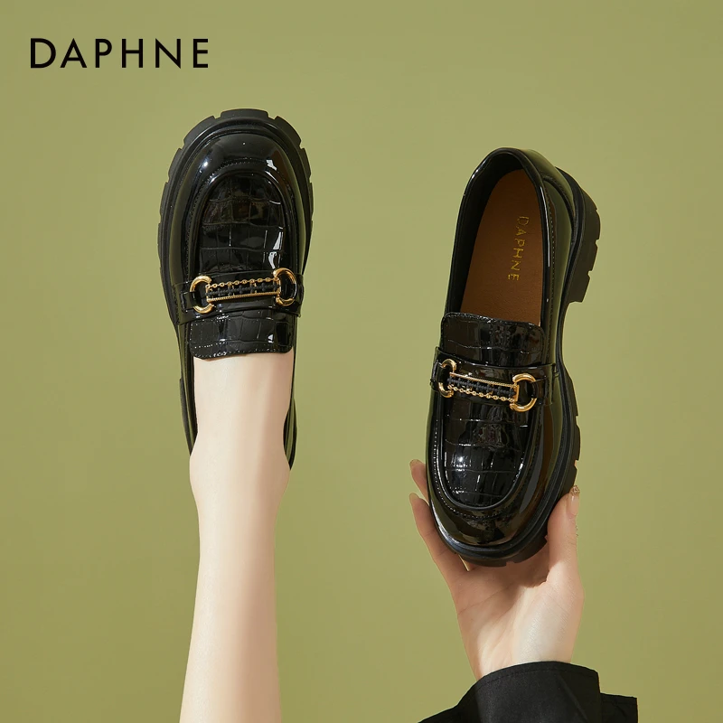 达芙妮百搭厚底鞋乐福鞋女秋季2023年新款真皮软底黑色圆头小皮鞋